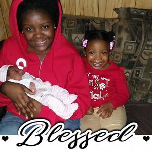 Meet your Posher, Gloria